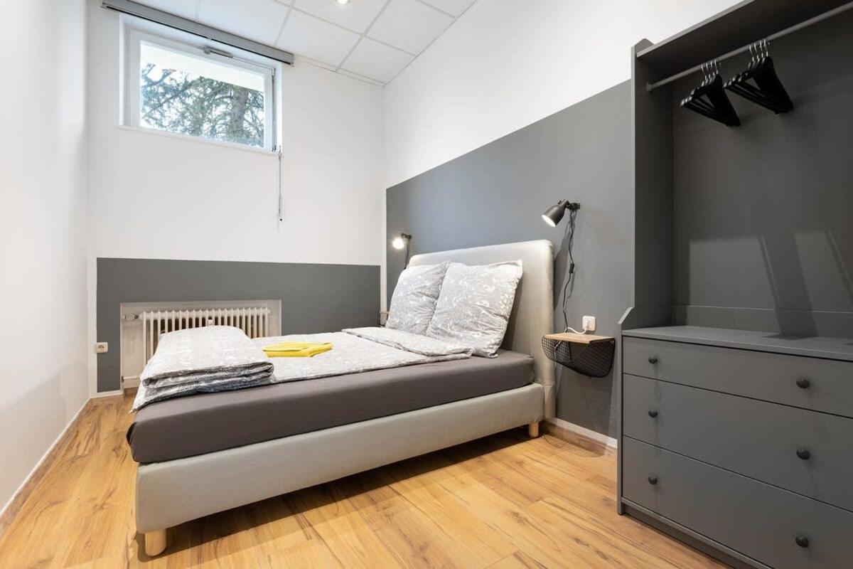 Big Central Apartment Near Rotkreuzplatz With 3 Bedroom For 12 Pax Monachium Zewnętrze zdjęcie